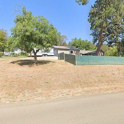 512 Cedar St, Sutherlin, OR 97479