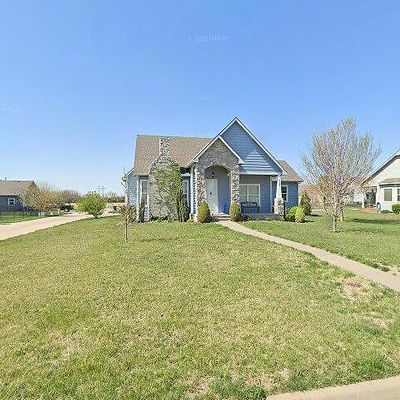 5123 N Hampton St, Bel Aire, KS 67226