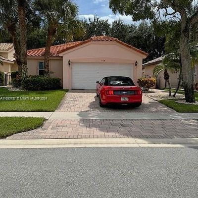 5124 Pelican Cove Dr, Boynton Beach, FL 33437