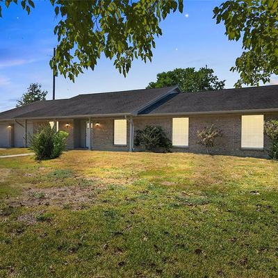 5833 S Fm 565 Rd, Baytown, TX 77523