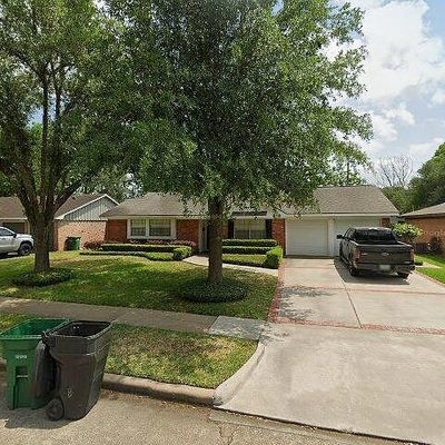 5835 Duxbury St, Houston, TX 77035