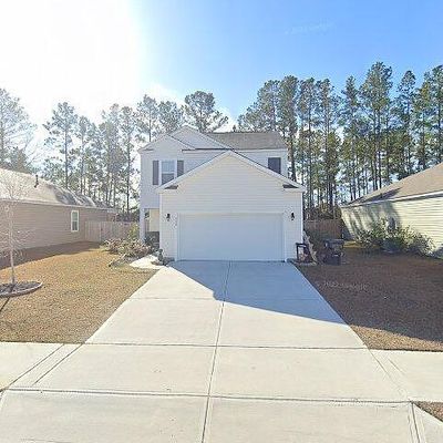 584 Wayton Cir, Moncks Corner, SC 29461