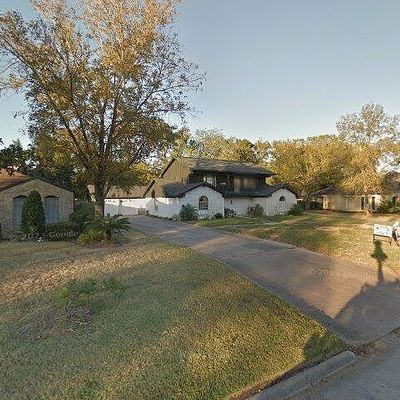 5840 Tangledahl Ln, Beaumont, TX 77706