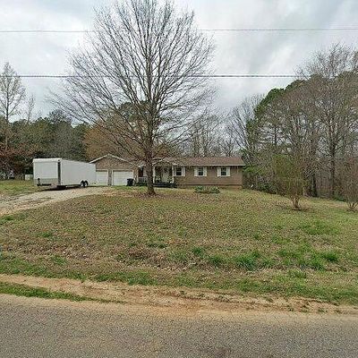 5850 Old Stage Rd, Huntingdon, TN 38344