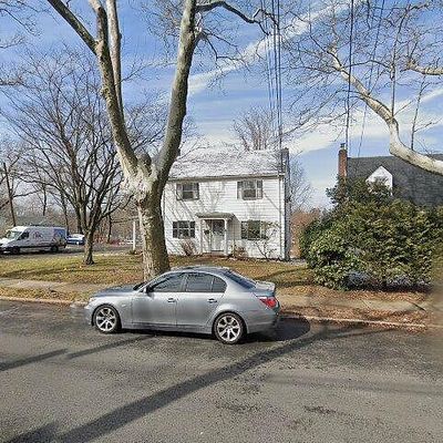 586 Palisade Ave, Teaneck, NJ 07666