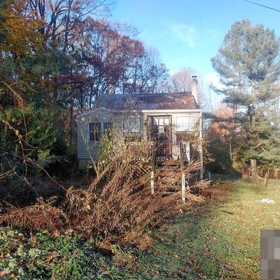 588 Blandon Rd, Fleetwood, PA 19522