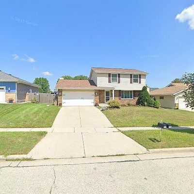 5900 81 St St, Kenosha, WI 53142