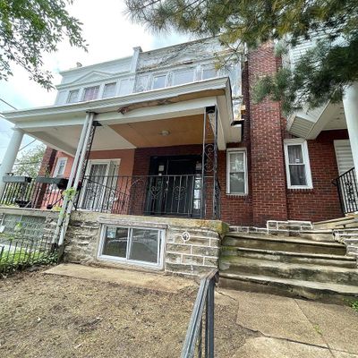 5902 N Franklin St, Philadelphia, PA 19120