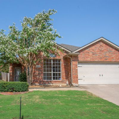 5925 Ash Flat Dr, Fort Worth, TX 76131