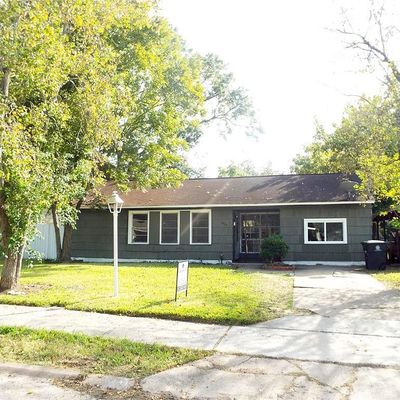 5926 Belneath St, Houston, TX 77033