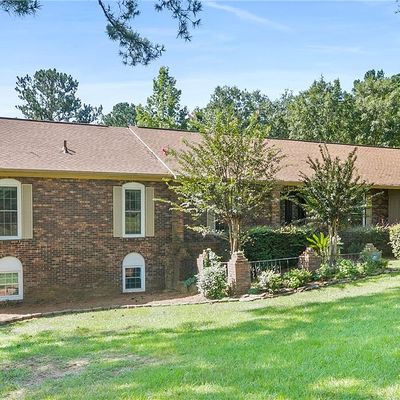 5925 Woodland Forrest Dr, Tuscaloosa, AL 35405