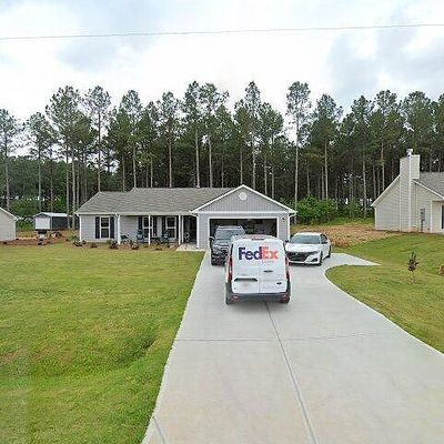 594 Walnut Dr, Hartwell, GA 30643