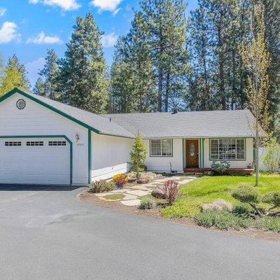 59842 Navajo Rd, Bend, OR 97702