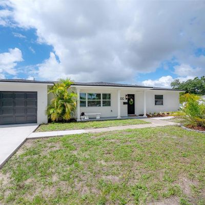 5990 38 Th Ave N, Saint Petersburg, FL 33710