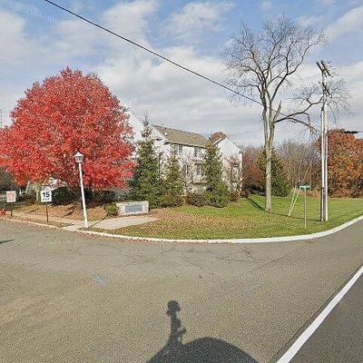 6 Arrowgate Dr, Randolph, NJ 07869