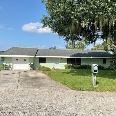 6 Chickasaw St, Lake Placid, FL 33852