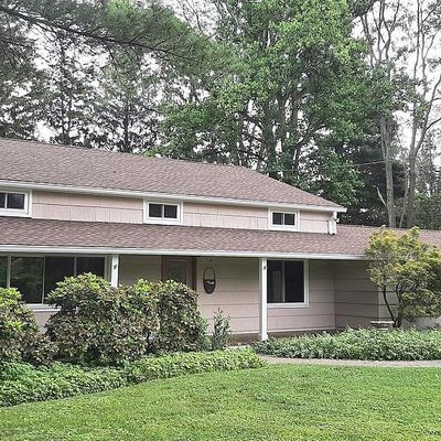 6 N Elm St, Hopewell, NJ 08525