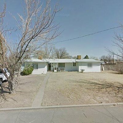 6 Walker Pl, Roswell, NM 88203