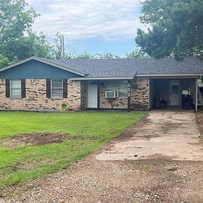 600 Sunset St, Blossom, TX 75416