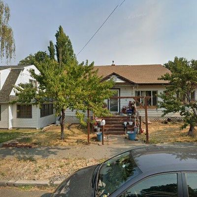 601 E 9 Th St, The Dalles, OR 97058