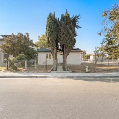 601 Melba Ln, Bakersfield, CA 93307