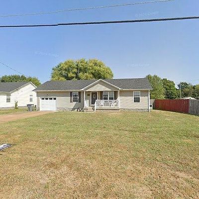 602 Avondale Rd, Oak Grove, KY 42262