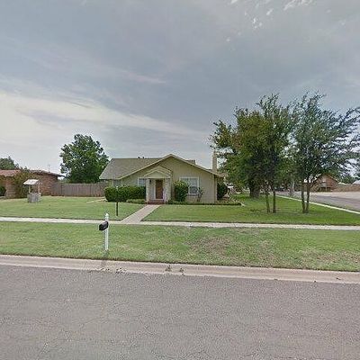 602 E Beauregard St, Rotan, TX 79546