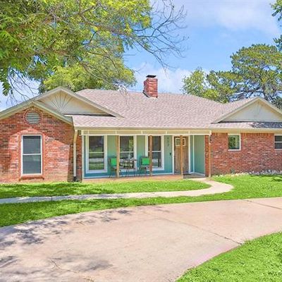 603 Carlisle Dr, Lake Dallas, TX 75065