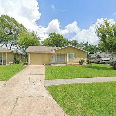 603 Brown Dr, Pasadena, TX 77506