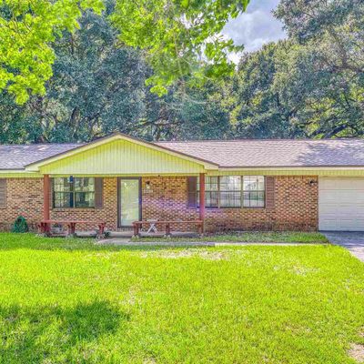 6052 Moss Ln, Pensacola, FL 32505