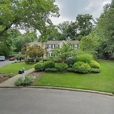 607 Charles Ct, River Vale, NJ 07675