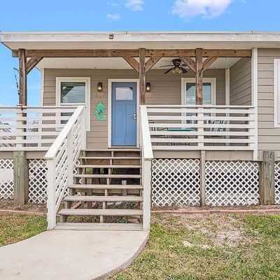 607 S Gulf St, Port Aransas, TX 78373