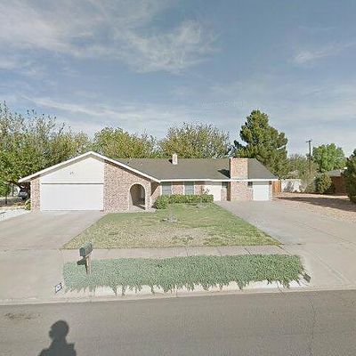 608 Cobean Dr, Roswell, NM 88201