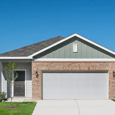 608 Magnum Force Dr, Jarrell, TX 76537