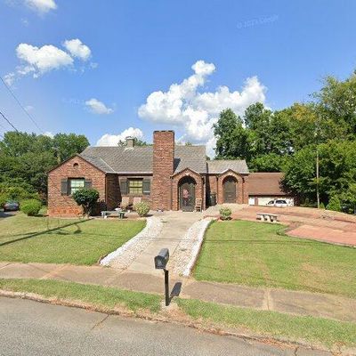 609 Westside Dr, Lexington, NC 27292