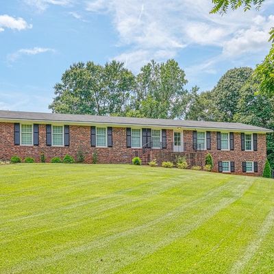 610 Mcabee Rd, Roebuck, SC 29376