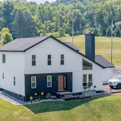 610 Phillis Rd, Burgettstown, PA 15021