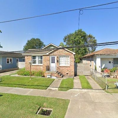 610 West Dr, Westwego, LA 70094