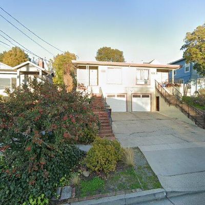 6100 Outlook Ave, Oakland, CA 94605