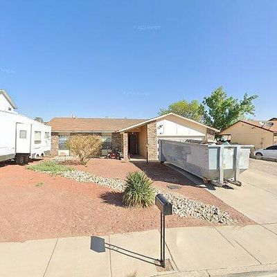 611 Western Hills Dr Se, Rio Rancho, NM 87124