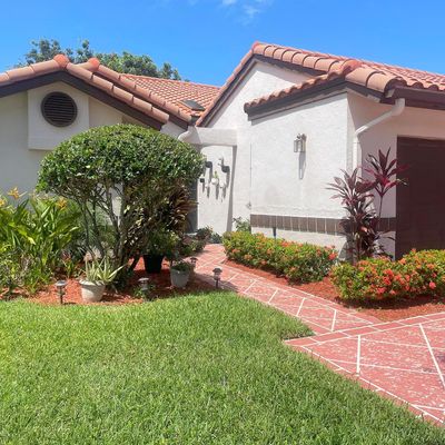 6111 Waldwick Cir, Delray Beach, FL 33484