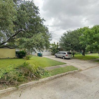 6119 War Bonnet St, San Antonio, TX 78238