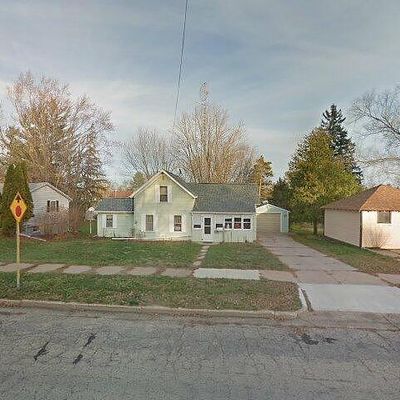 612 Myrtle St, Reedsburg, WI 53959