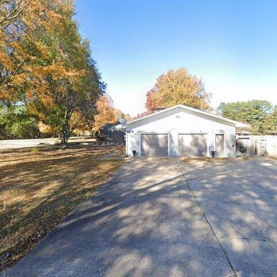 613 S Crestliner St, Morrilton, AR 72110