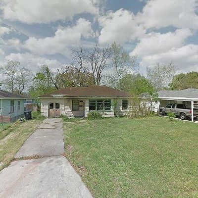 614 Ogilvie St, Houston, TX 77017