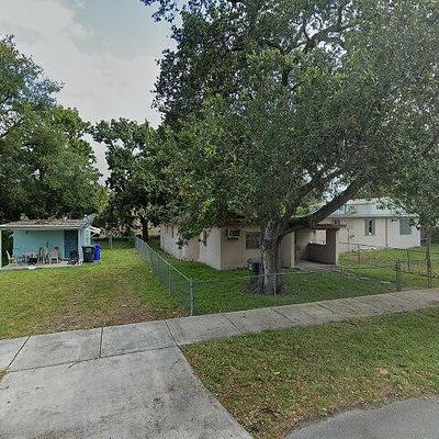 6141 Garfield St, Hollywood, FL 33024