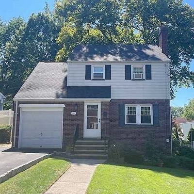 616 Kent Ave, Teaneck, NJ 07666