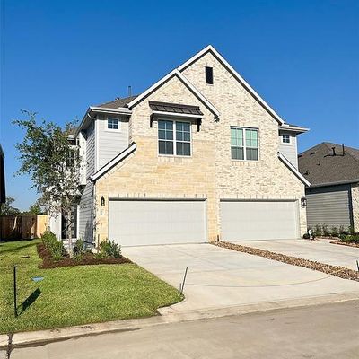 616 Silver Pear Ct, Montgomery, TX 77316