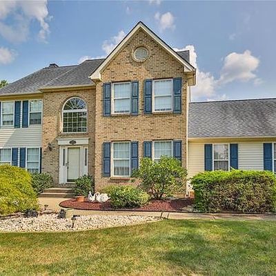 6175 Sauterne Dr, Macungie, PA 18062