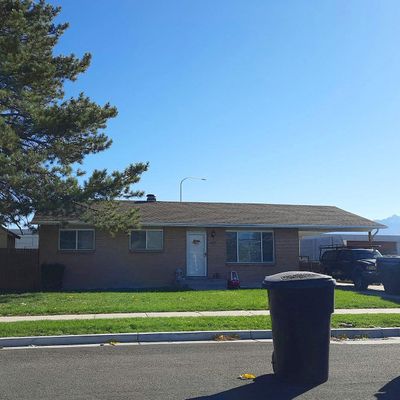 6187 S Foxhills Dr, Taylorsville, UT 84129